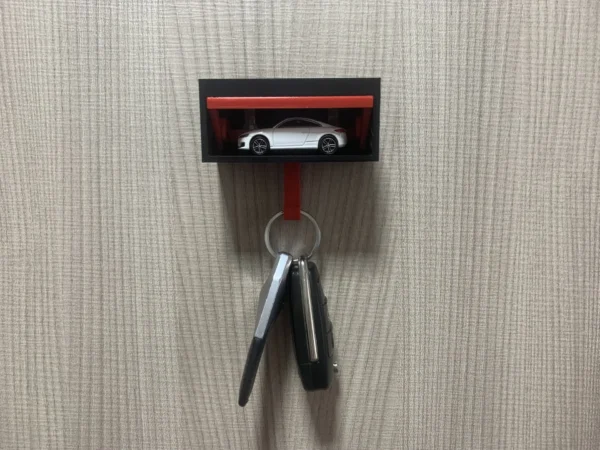 Hotwheels Garage Key Holder - Image 2